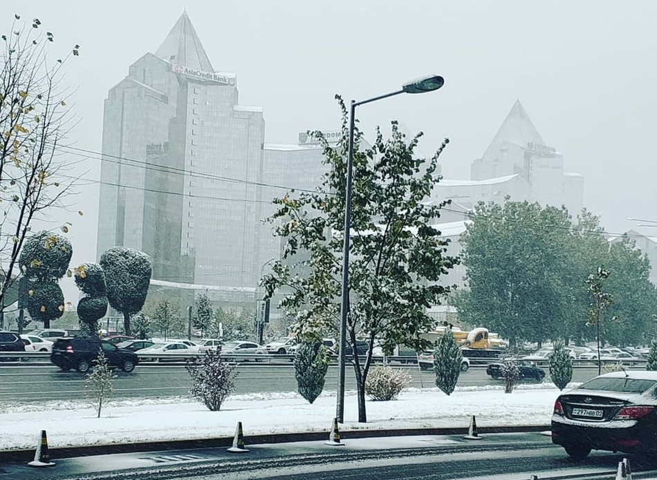 В Алма-Аты (Казахстан) пришла зима, октябрь 2018 г.
