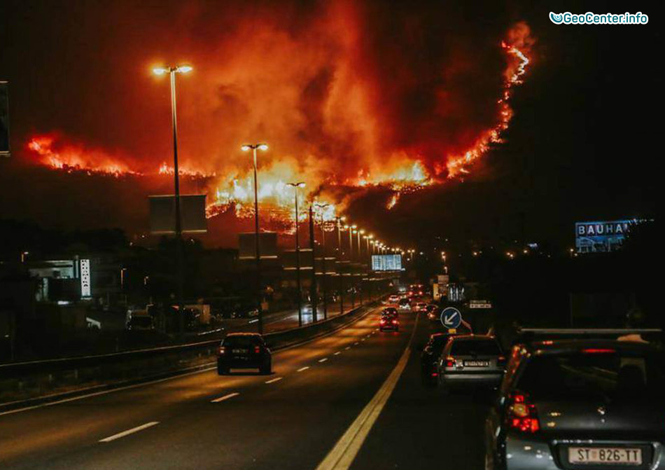 17 июля 2017 г. ​сильные лесные пожары в городе Сплит, Хорватия