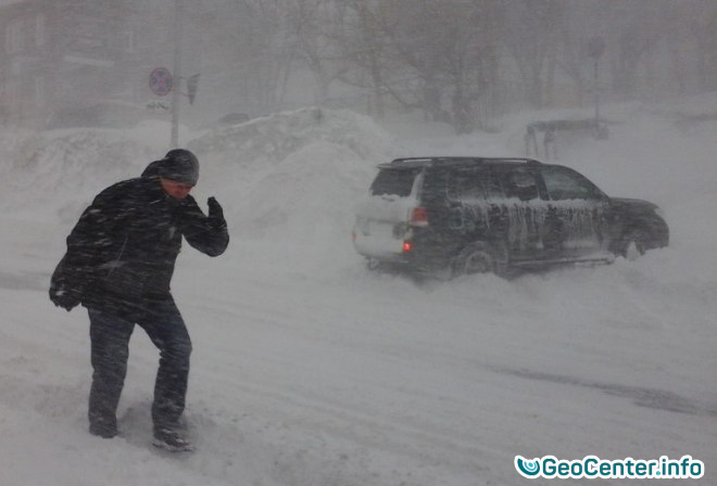 Снежный циклон пришел на Камчатку