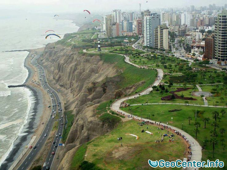 Сильное землетрясение ощутили жители Перу 18 июля