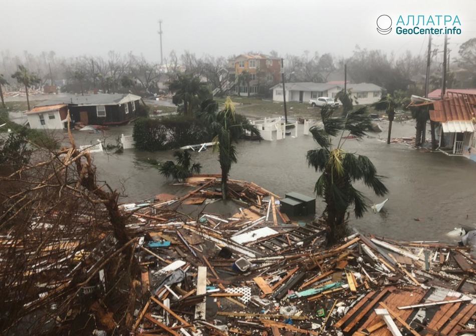 Ураган &quot;Майкл&quot; обрушился на Флориду (США), октябрь 2018 г.