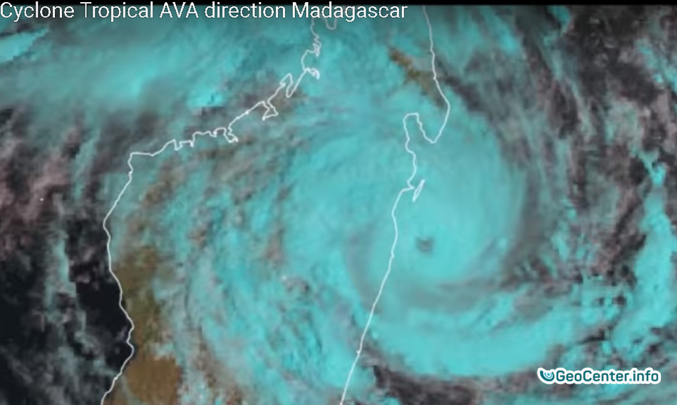 Мадагаскар.Тропический шторм “Ава”