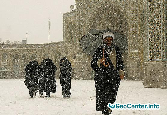 Снег в Иране