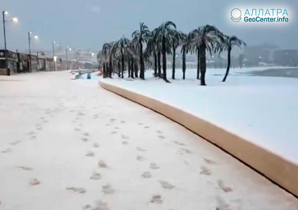 Аномальные холода и сильные снегопады охватили северо-запад Туниса, январь 2019