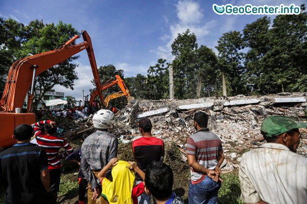 Индонезия после землетрясения 7 декабря