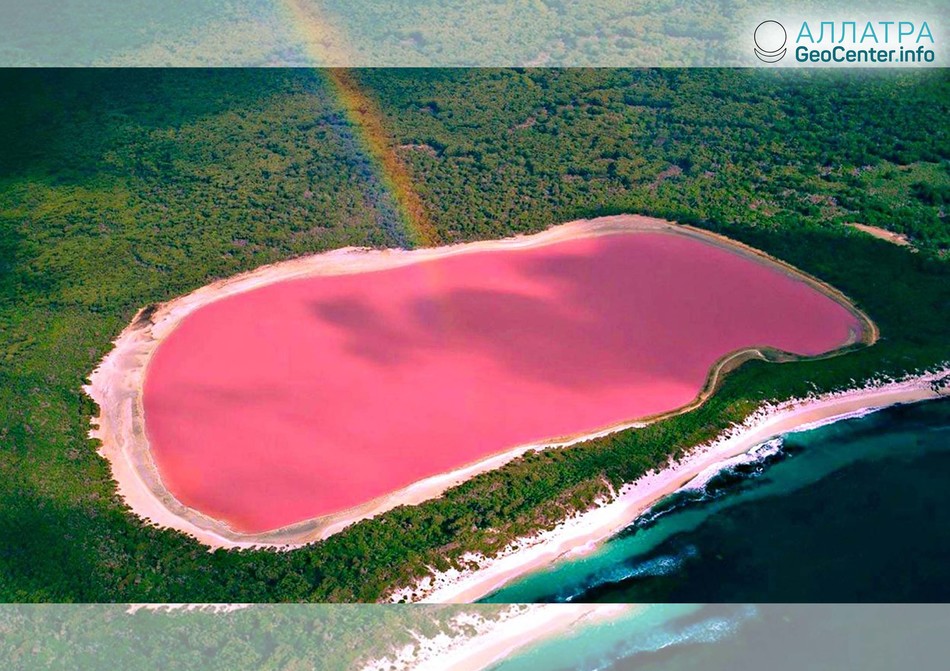Завораживающее розовое озеро Хильер в Австралии, апрель 2018 года