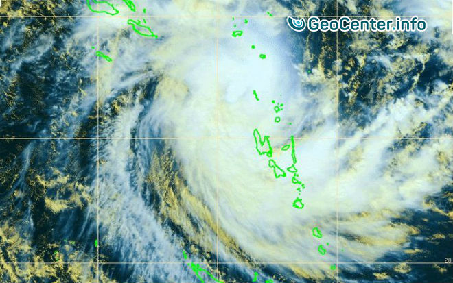На северные острова Вануату тропический циклон «Донна» обрушил дожди и ураганный ветер, май 2017