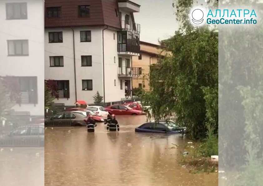 Наводнение и смерч в Румынии, май 2019