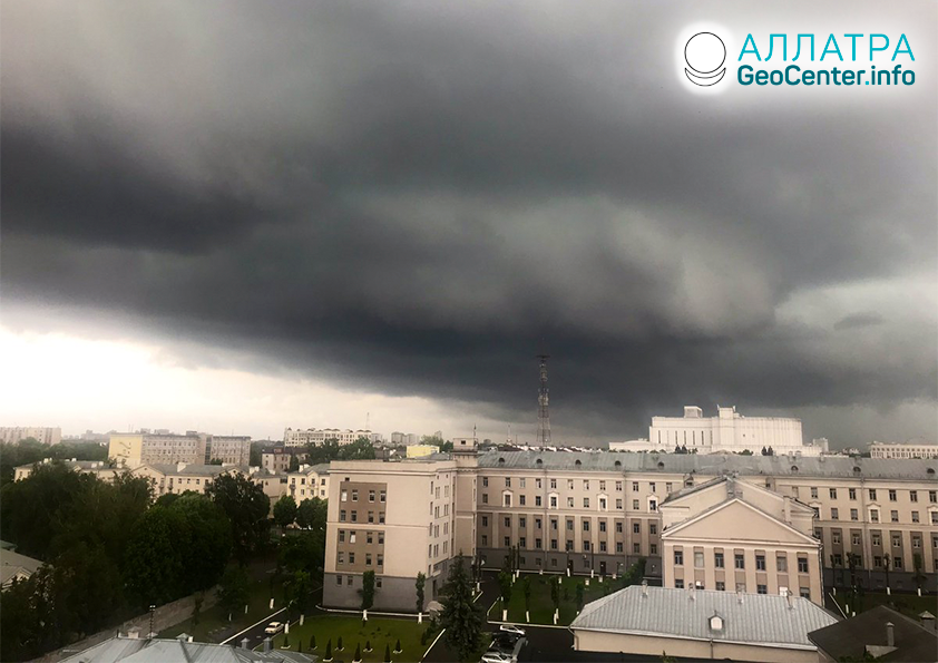 Непогода в Минске: смерч и ливень, май 2019
