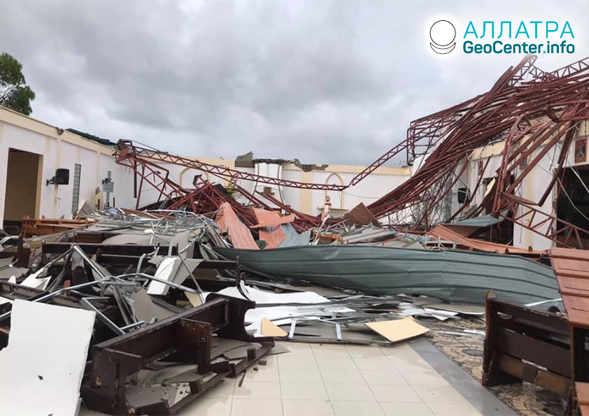Тайфун «Амбо» на Филиппинах, май 2020