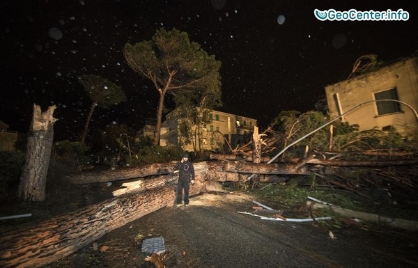 Четвертый за неделю торнадо в Италии