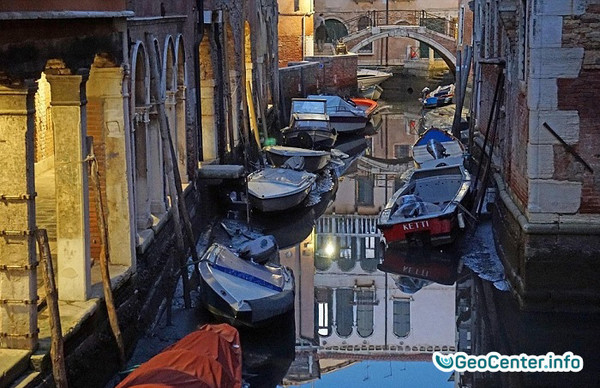 Каналы Венеции остались без воды Февраль 2018