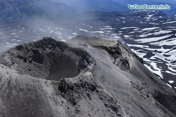 На чилийском вулкане Невадос-де-Чильян возросла сейсмическая активность
