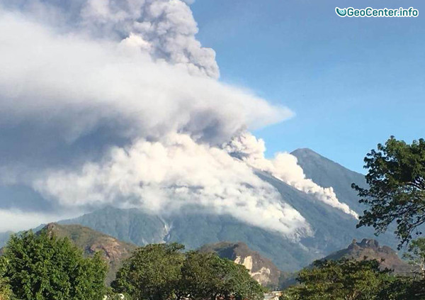 Гватемала: извержение вулкана Фуэго и наводнения, январь-февраль 2018 г.