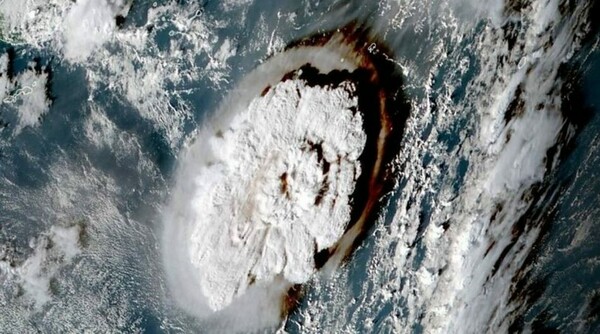 Извержение вулканов, январь 2022