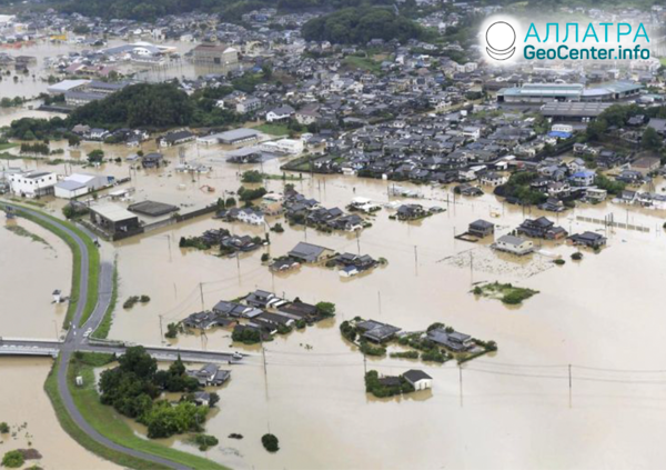 Крупное наводнение в Японии, август 2019